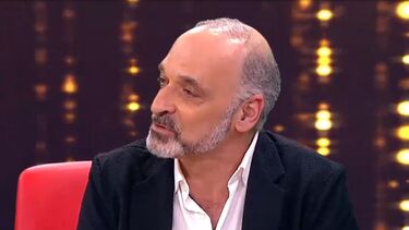 "Comédia refinada, bem construída": Heitor Lourenço sobre peça de teatro ‘Um Quinteto de Morte’ 