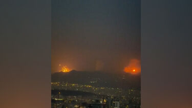 Imagens mostram novos bombardeamentos noturnos de Israel contra Teerão  