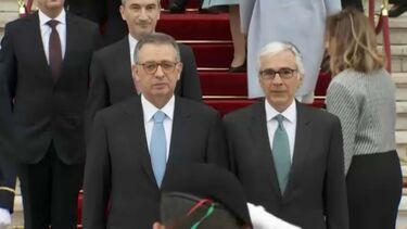 Novo Presidente da República pontual na chegada à Assembleia da República