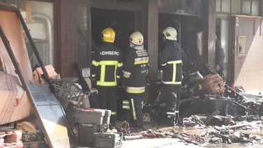 Incêndio deflagra em armazém de supermercado em Leiria
