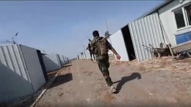 Novas imagens mostram equipa da CMTV a fugir de base curda no Iraque após ataque de drone  