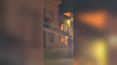 Incêndio habitacional deixa homem de 68 anos desalojado em Castelo de Vide