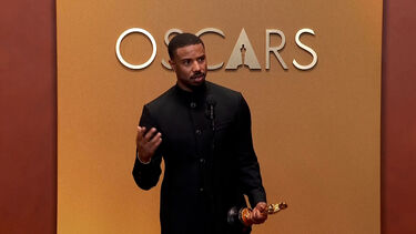 “Sonhem em grande e sejam gentis”: A mensagem de Michal B. Jordan após conquistar Óscar de Melhor Ator