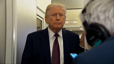 Trump exige que países se juntem para policiar Estreito de Ormuz