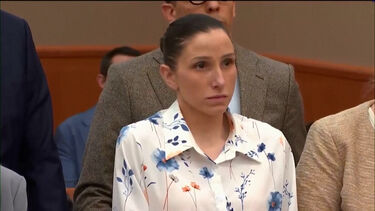 Mulher que escreveu livro sobre luto condenada por matar o marido