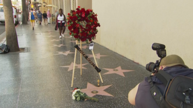 Chuck Norris homenageado por fãs na Calçada da Fama em Hollywood 
