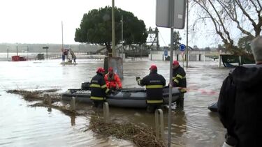 Diversos negócios na zona ribeirinha de Alcácer do Sal permanecem encerrados desde o 'comboio de tempestades' no País