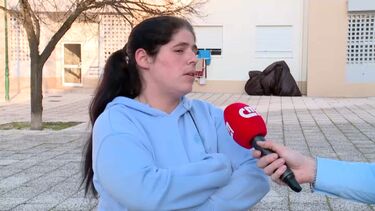 Mãe e três filhas em risco de ficar sem casa. Família está desesperada e pede ajuda à Câmara Municipal de Oeiras 