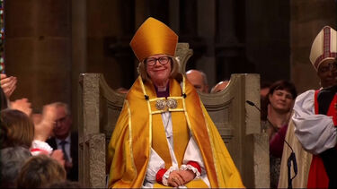 Ex-enfermeira torna-se a primeira mulher a liderar a Igreja de Inglaterra