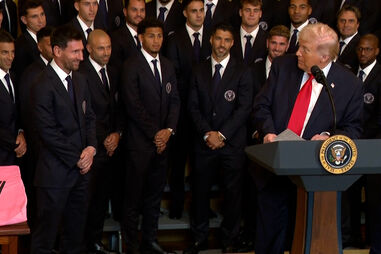 "Tu vieste e ganhaste e isso é algo muito difícil": Trump parabeniza Messi por conquista da MLS na Casa Branca 