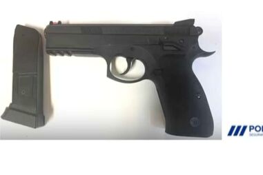 Adolescente apanhado numa escola da Nazaré com réplica de pistola
