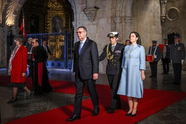 Depois de sair do Parlamento, Seguro dirigiu-se ao Mosteiro dos Jerónimos para uma homenagem a Luís Vaz de Camões