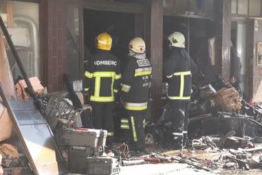Incêndio deflagra em armazém de supermercado em Leiria