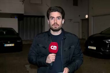 Fogo em garagem causa 30 desalojados em Setúbal