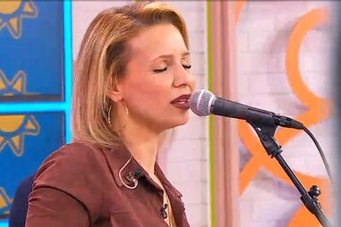 Luciana Abreu surpreende Tânia Laranjo com o seu tema de eleição