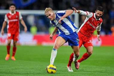 Futebolista do FC Porto compete com jogador do Sp. Braga