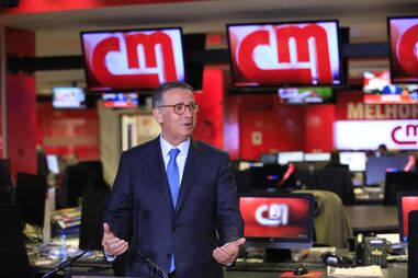 "Não pode haver democracia sem escrutínio do poder": Presidente da República visita redação do Correio da Manhã