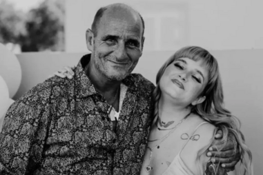 Carolina Deslandes e o pai Francisco