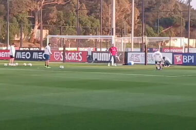 Ricardo Velho substitui Diogo Costa na convocatória da Seleção Nacional 