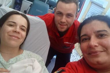Bombeiros ajudam bebé a nascer em casa em Salvaterra de Magos