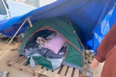 “Não sabíamos para onde ir”: Refugiados do sul do Líbano vivem em tendas em condições desumanas