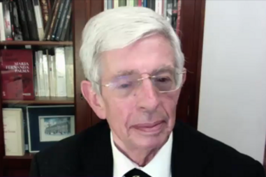 "Não têm mais com que se preocupar": Professor Rui Pereira comenta triângulo amoroso do 'Secret Story'