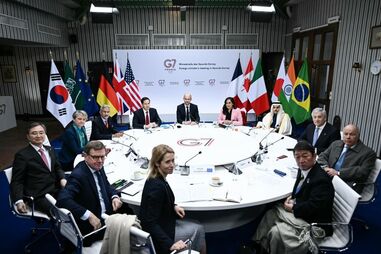 Reunião do G7 nos arredores de Paris, 27 de março