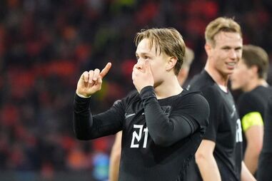 Schjelderup marca pela Noruega