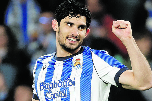 Gonçalo Guedes está de regresso à lista de Martínez 