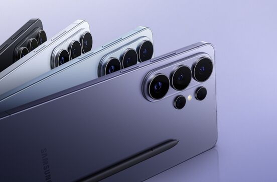 Telemóveis Samsung com várias câmaras e caneta stylus