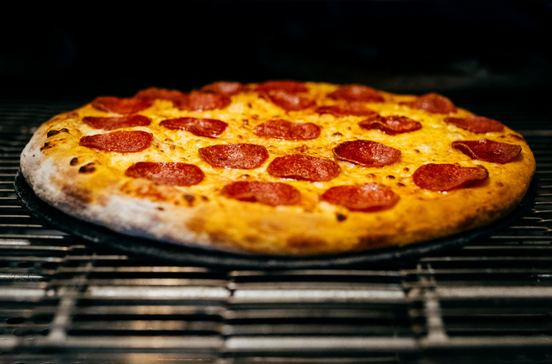 Fim de semana com promo 1=2 na Domino's