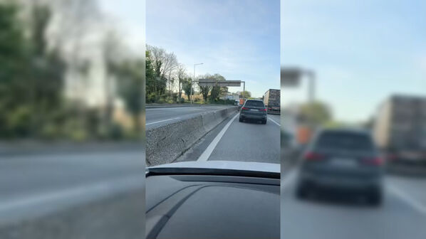 Acidente em cadeia com camião do lixo na A1 envolve 12 pessoas em Vila Nova de Gaia