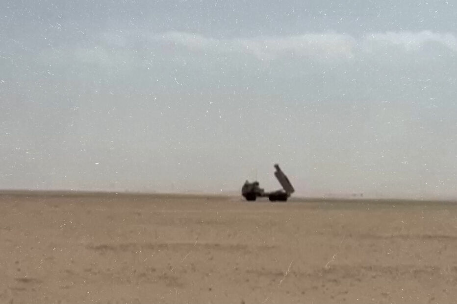 Exército dos EUA divulga imagens da vaga de ataques contra o Irão