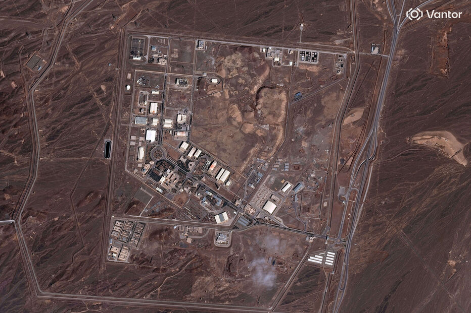 Imagem de satélite fornecida pela Vantor mostra uma visão geral dos novos danos causados ao edifício da instalação nuclear de Natanz