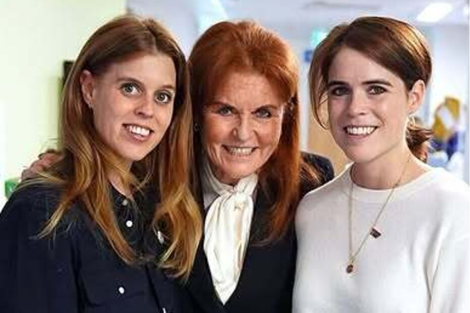 Sarah Ferguson com as filhas, princesas Beatrice e Eugenie