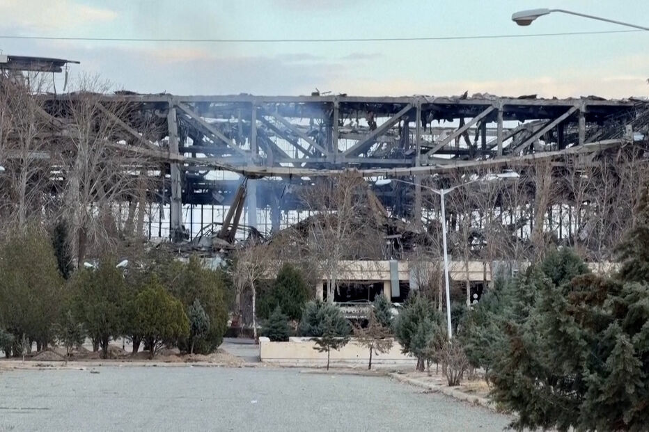 Ataque israelita destrói pavilhão desportivo no Irão  