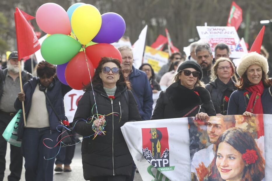 CGTP manifesta-se em Lisboa pela igualdade entre mulheres e homens