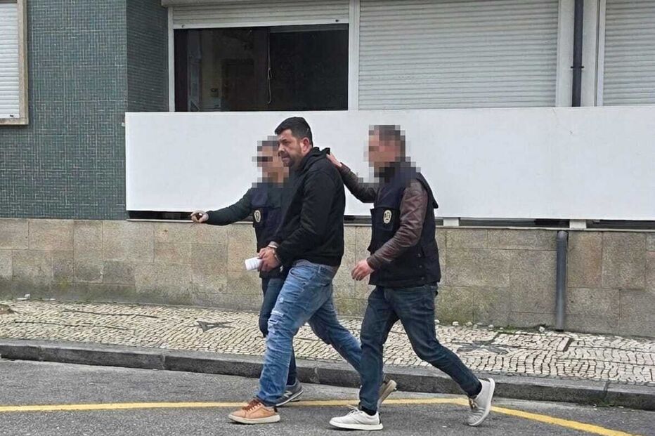 Homem detido pela Polícia Judiciária de Aveiro por assaltos a idosos