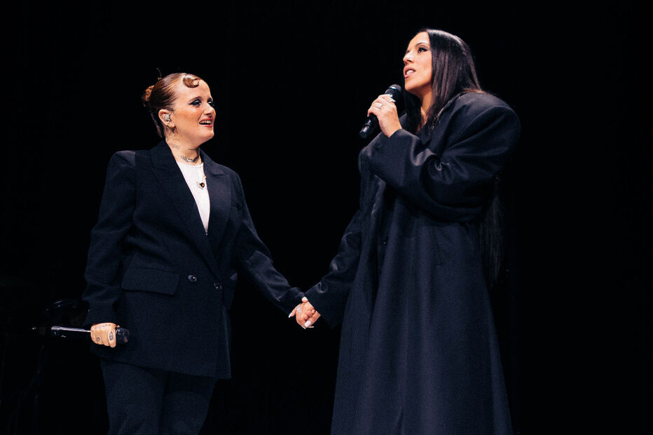 Sara Correia atua no Meo Arena, em Lisboa, perante casa cheia