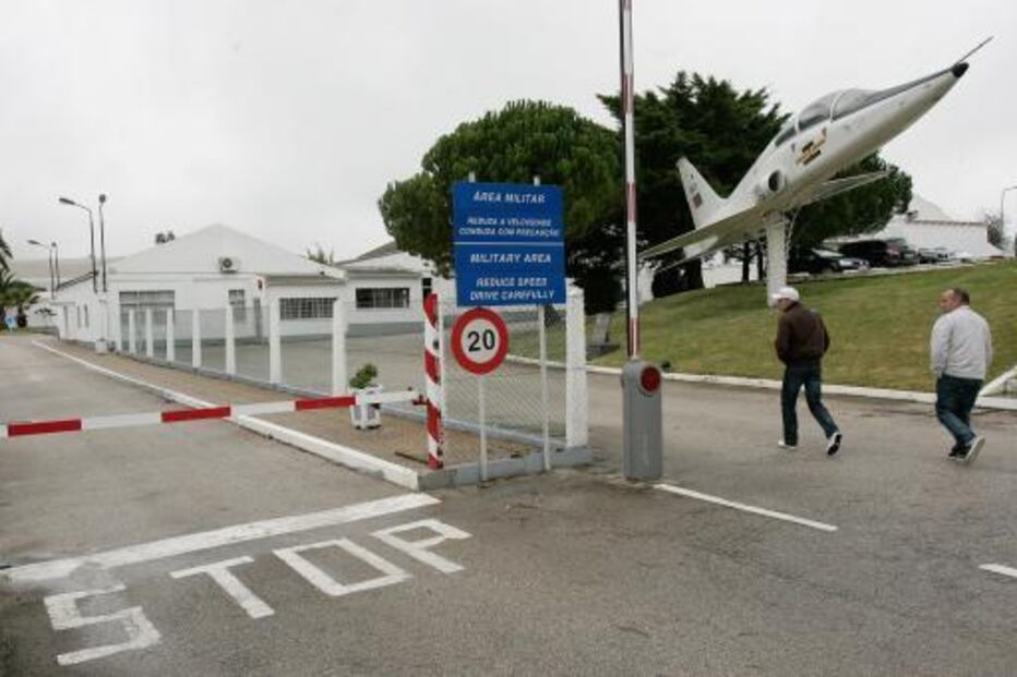 Aeroporto de Figo Maduro