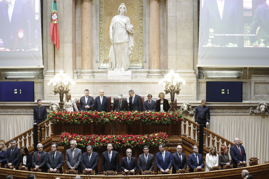 Parlamento composto na tomada de posse de António José Seguro 