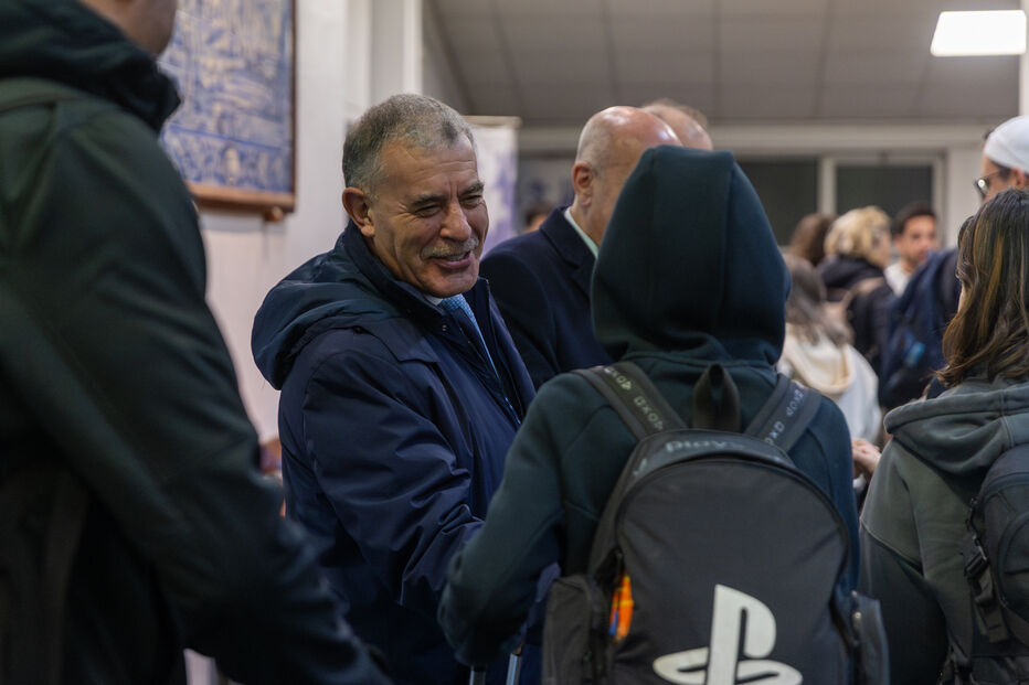 Voo militar de repatriamento com 61 passageiros, incluindo 54 portugueses, já chegou a Lisboa