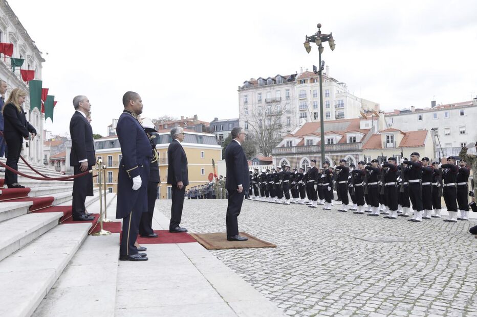 António José Seguro em vistoria às Forças Armadas