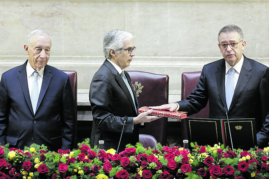 Posse de Seguro como Presidente: foco na estabilidade e desafios nacionais