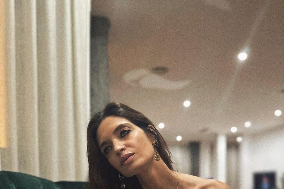 Sara Carbonero partilha foto com pulseira de hospital e gera preocupação entre fãs