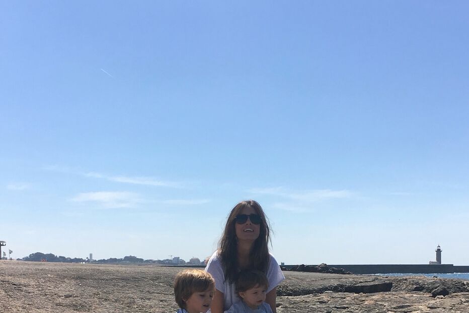 Sara Carbonero no hospital preocupa fãs, após partilhar foto com pulseira hospitalar