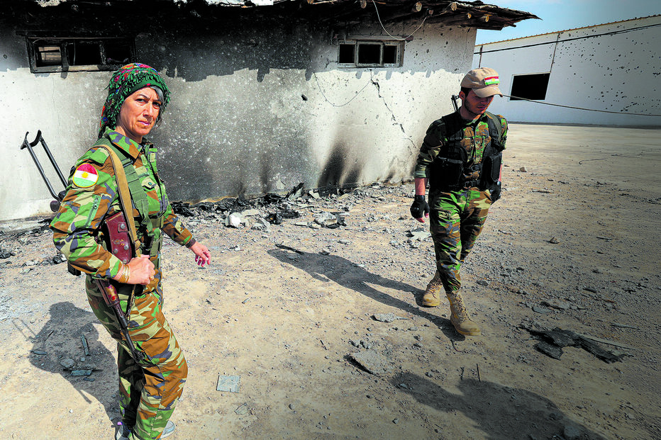 Milicianos curdos do Irão numa base iraquiana atacada com drones