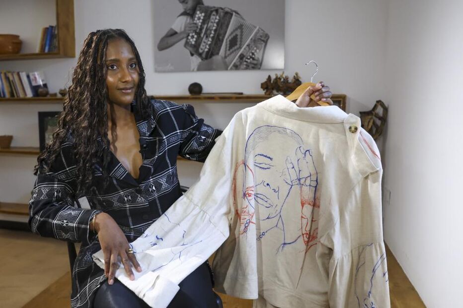 O ‘panu di téra’ é a matéria-prima da estilista cabo-verdiana Vânia Barros