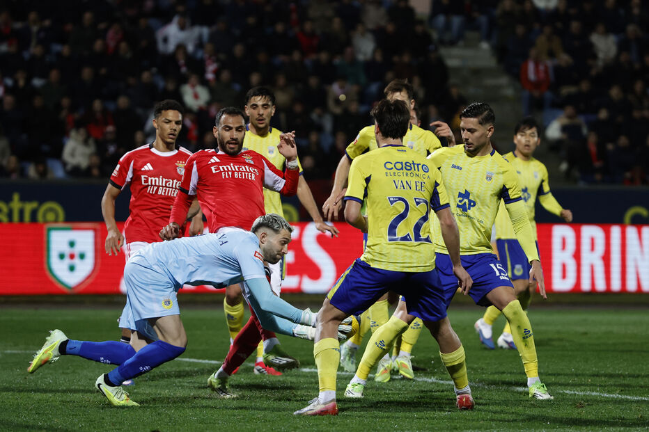 Arouca vence Benfica ao intervalo por 1-0 na 26.ª jornada