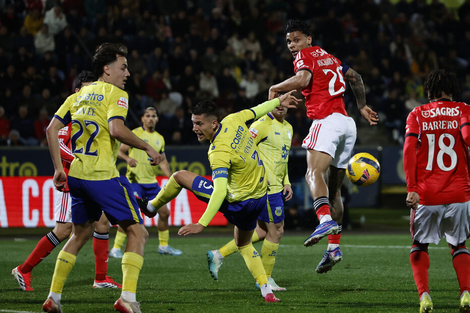 Richard Ríos marca e empata o jogo Arouca-Benfica, da 26.ª jornada
